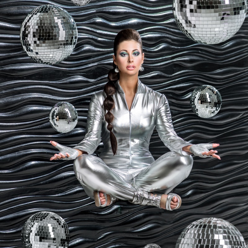 Певица Атмосфера